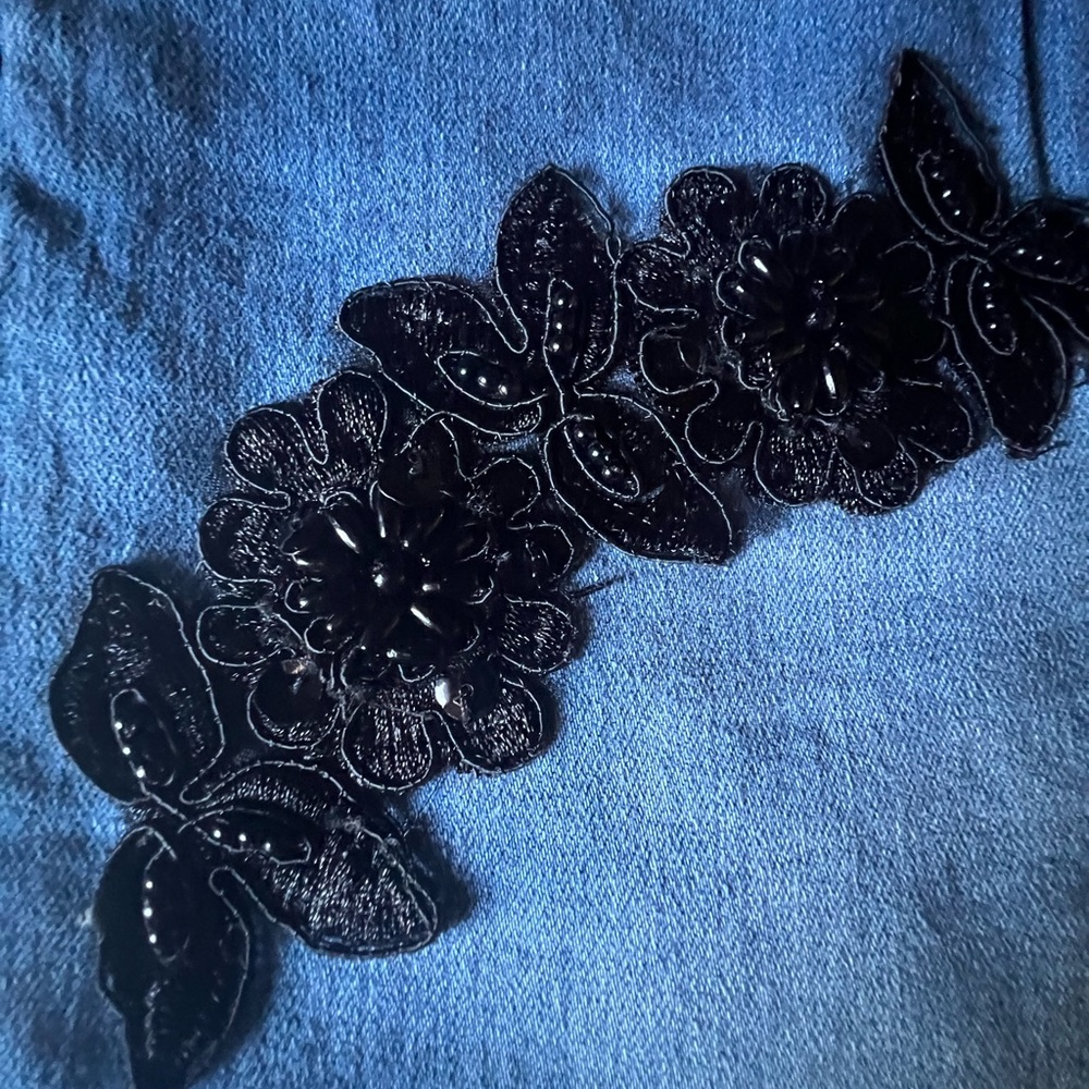 🌟VENUS Denim and Lace Skirt - Picture 2 of 5
